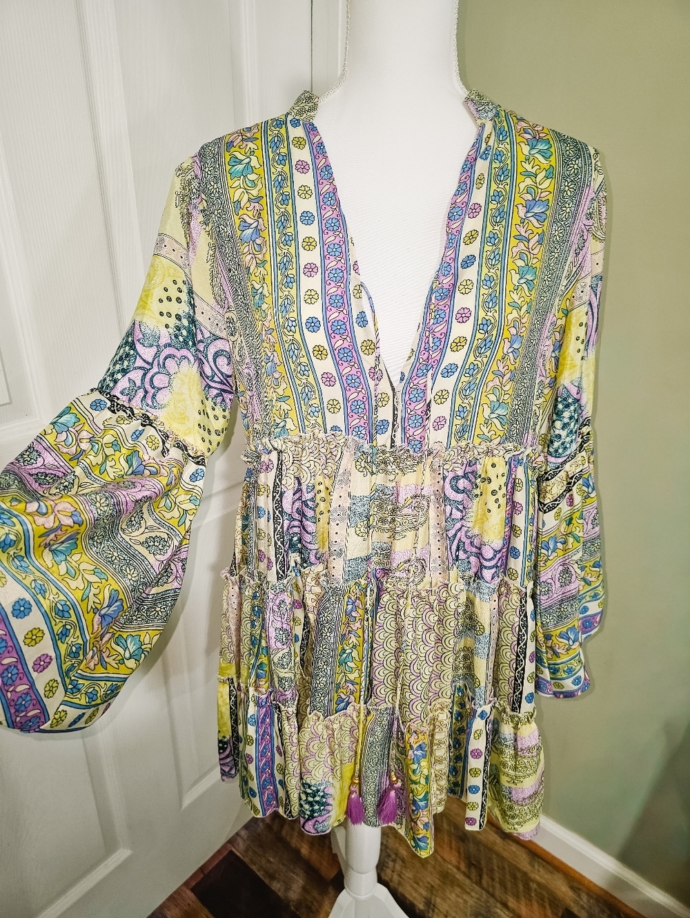 Zury Silk Blend Patchwork Paisley Tunic Boho Resort Cover Up Tassel Free Size - Picture 2 of 11